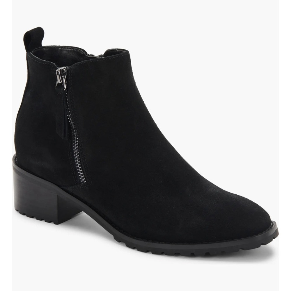 Blondo Samara Waterproof Leather Bootie, size 8M, black suede